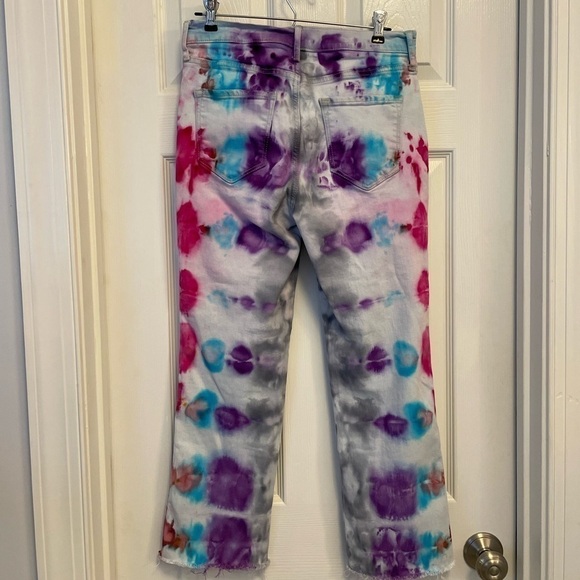 Old navy hand crafted tie dye High Rise Crop flare Ankle Jeans 8 button fly - Picture 4 of 8